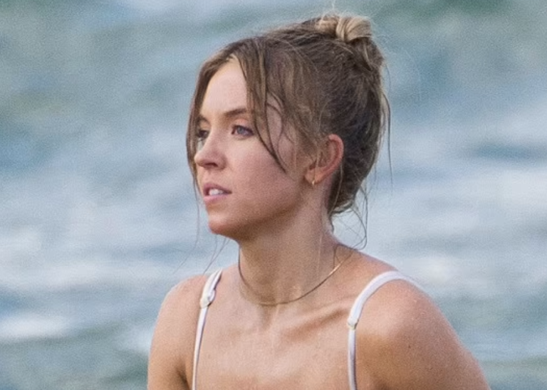 Euphoria Star Sydney Sweeney Filming at Sydney Beach