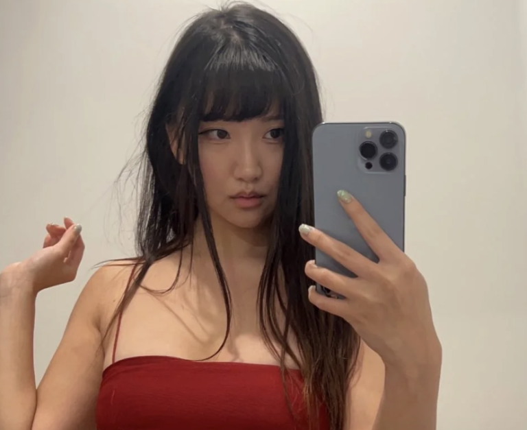 Aria Saki: The Multi-Talented Streamer Making Waves in Gaming and Beyond