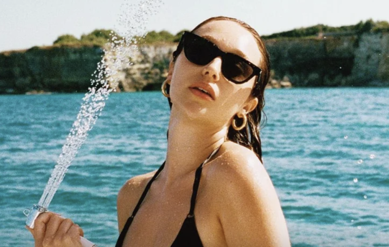 Alycia Debnam-Carey’s Secrets to Maintaining Her Stunning Beach Body