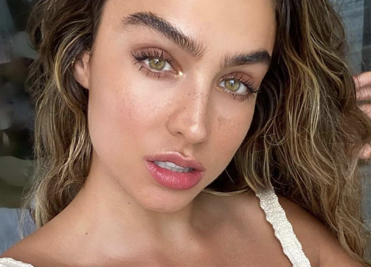 Sommer Ray’s Fun and Unconventional Butt Workout Will Have You Rethinking Your Routine