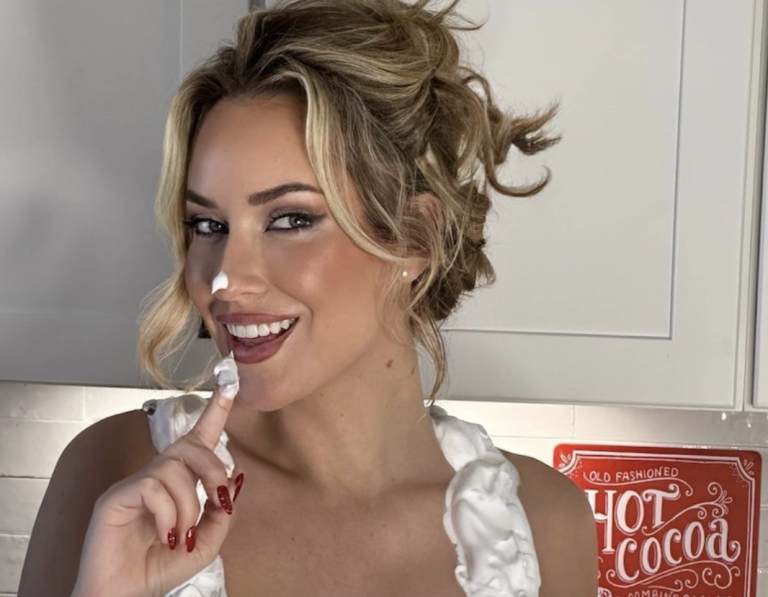 Paige Spiranac Welcomes the Holidays with Elegance and Glamour